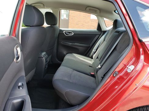 Used 2015 Nissan Sentra SV FWD image 10