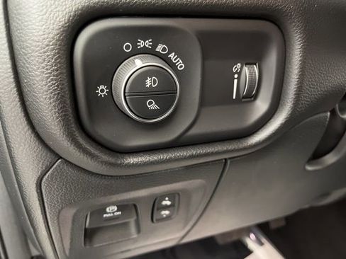 Used 2023 RAM 1500 Big Horn image 37