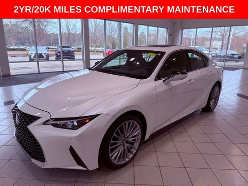Certified 2022 Lexus IS 300 300 PREMIUM/SMART CRUISE/PARK image 3