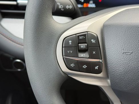 New 2026 Ford Explorer Active RWD image 27