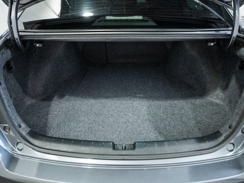 Used 2017 Honda Accord EX-L image 8