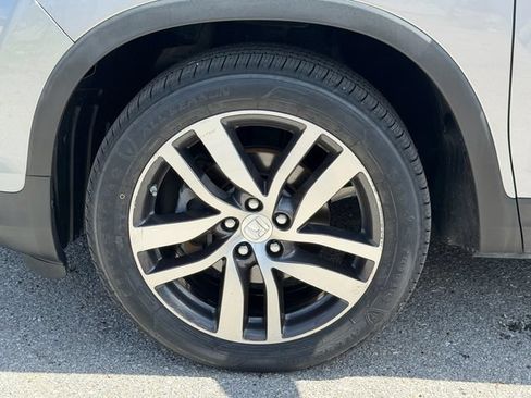 Used 2017 Honda Pilot Elite image 11