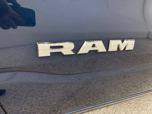 Used 2022 RAM 1500 Big Horn AWD/4WD image 10