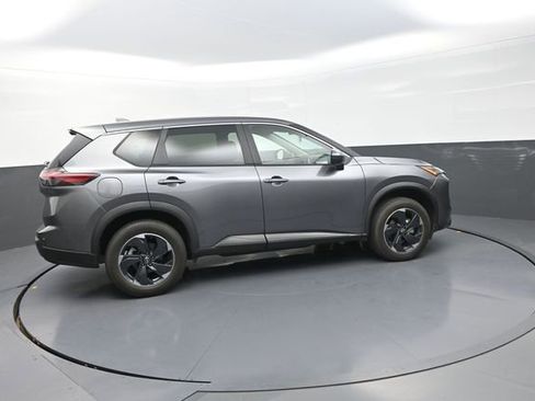 Used 2024 Nissan Rogue SV AWD/4WD image 54