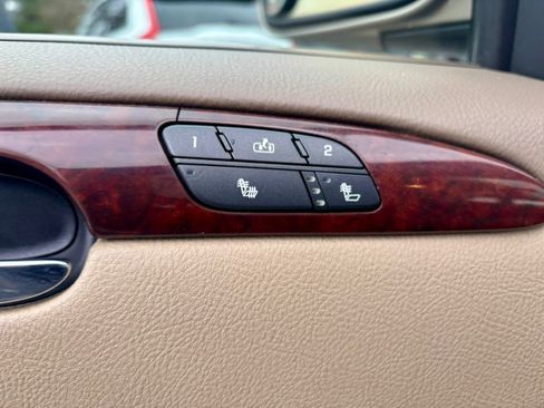 Used 2006 Buick Lucerne CXL w/ Luxury Package image 27