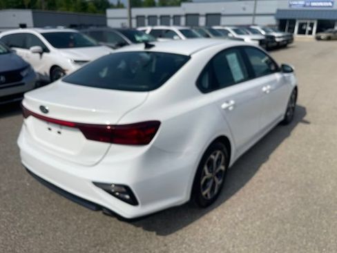 Used 2021 Kia Forte LXS FWD image 14