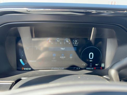 Certified 2024 Ford F350 Lariat w/ Lariat Ultimate Package image 16