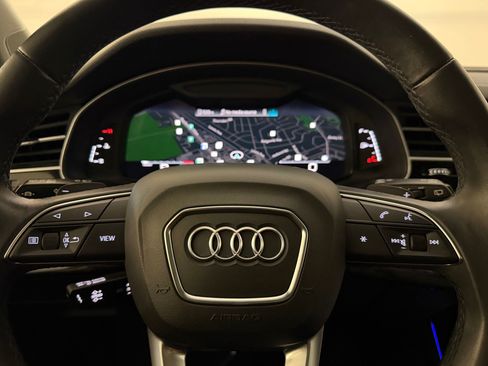 Used 2023 Audi Q7 3.0T Premium Plus w/ Premium Plus Package AWD/4WD image 11