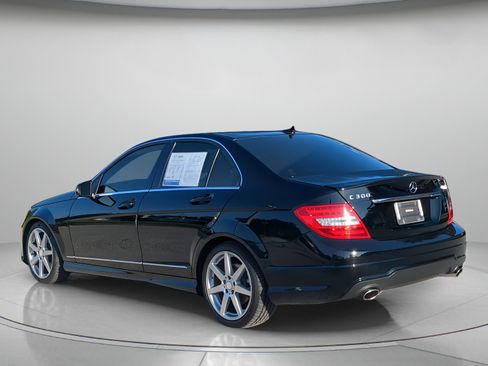 Used 2014 Mercedes-Benz C 300 4MATIC Sedan image 42