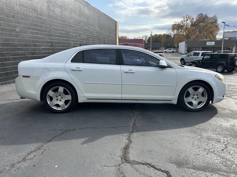 Used 2010 Chevrolet Malibu LT w/ HFV6 Engine Package image 8