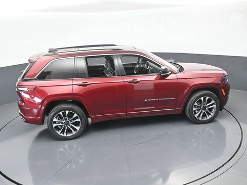 Used 2023 Jeep Grand Cherokee Overland w/ Luxury Tech Group IV image 57