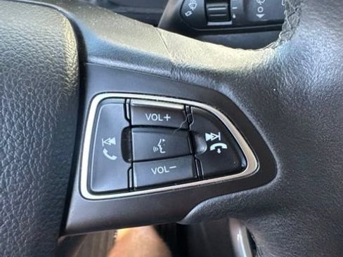 Used 2018 Ford EcoSport SE w/ SE Convenience Package FWD image 31