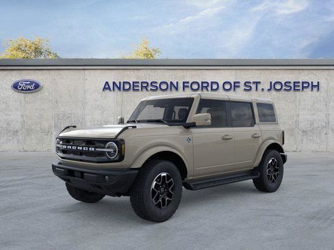 New 2025 Ford Bronco Outer Banks AWD/4WD image 3