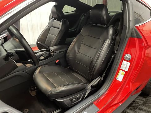 Used 2019 Ford Mustang Premium w/ Pony Package RWD image 32