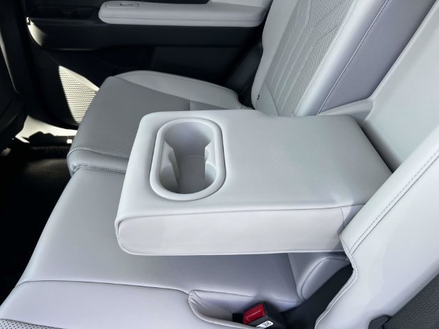 Certified 2026 Hyundai Santa Fe SEL AWD/4WD image 14