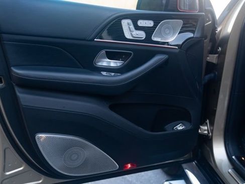 Used 2021 Mercedes-Benz Maybach GLS 600 4MATIC image 18