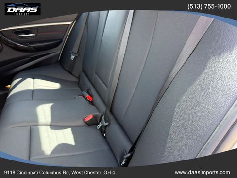 Used 2018 BMW 330i xDrive Sedan AWD/4WD image 18