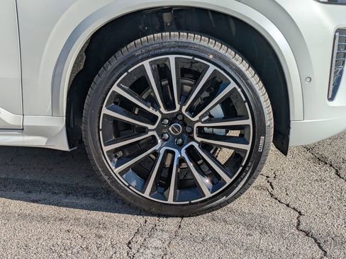 New 2026 Volvo XC90 B6 Plus w/ Protection Package Premier AWD/4WD image 11