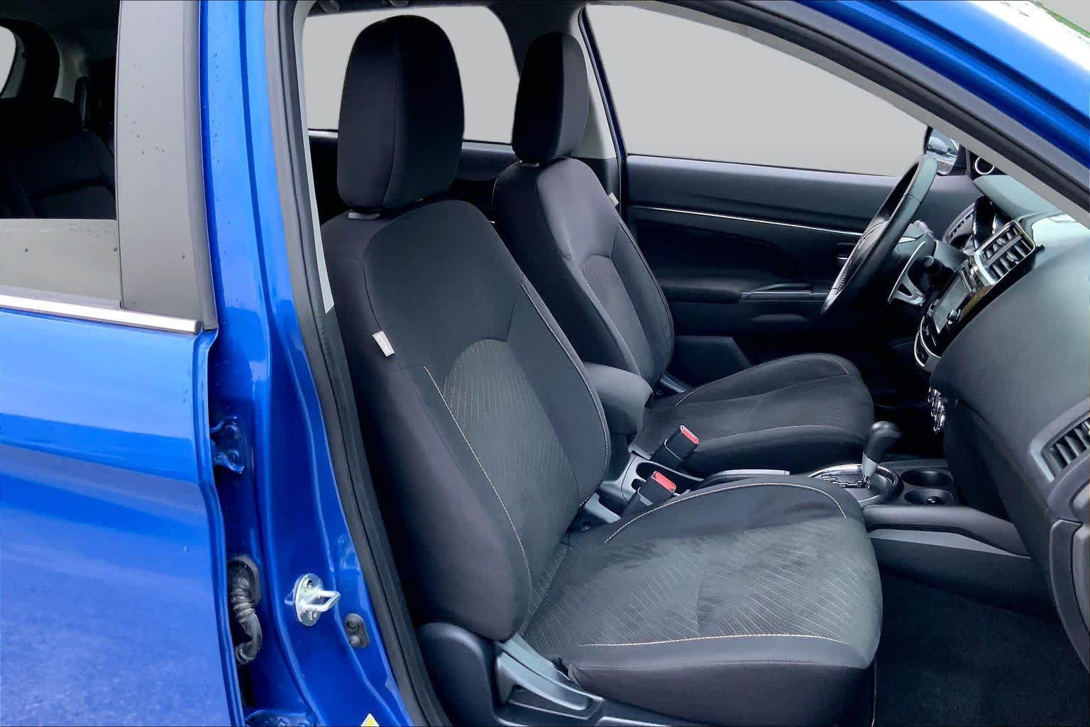 Used 2015 Mitsubishi Outlander Sport SE AWD/4WD image 8