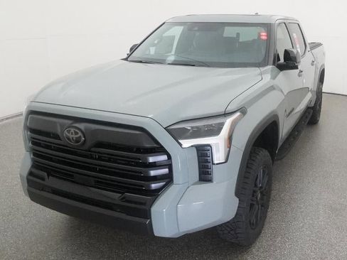New 2026 Toyota Tundra Limited AWD/4WD image 16