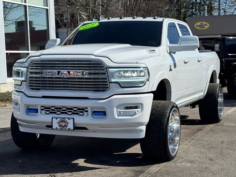 Used 2020 RAM 2500 Laramie w/ Night Edition image 3