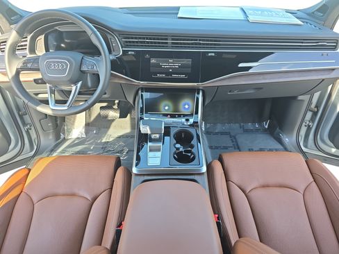 Certified 2025 Audi Q7 3.0T Prestige w/ Prestige Package image 9