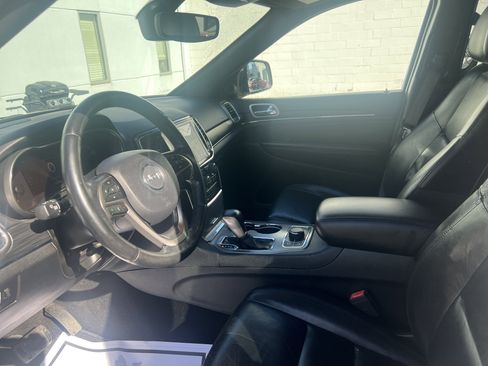 Used 2020 Jeep Grand Cherokee Limited image 33