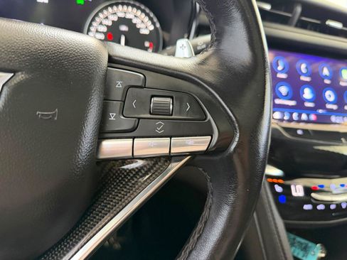 Used 2024 Cadillac XT6 Sport w/ Technology Package AWD/4WD image 33