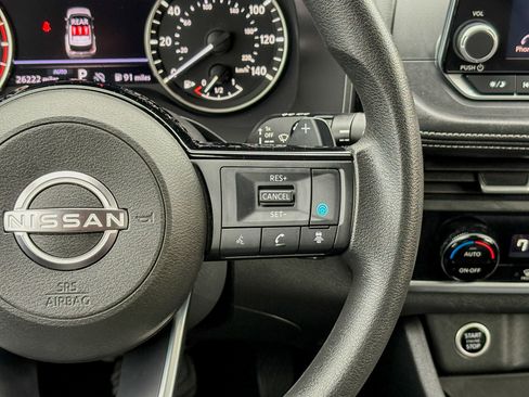 Used 2023 Nissan Rogue SV AWD/4WD image 27