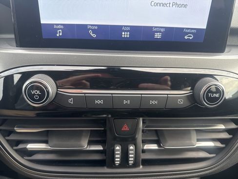 Used 2025 Ford Escape Active image 32