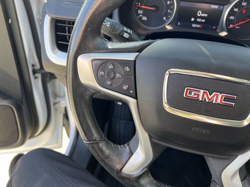 Used 2022 GMC Terrain SLT w/ Elevation Edition image 18