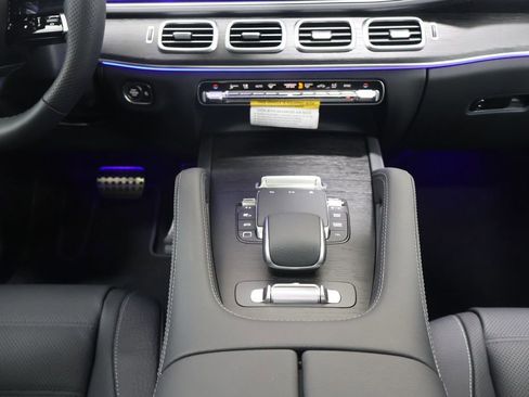 New 2026 Mercedes-Benz GLS 450 4MATIC image 20