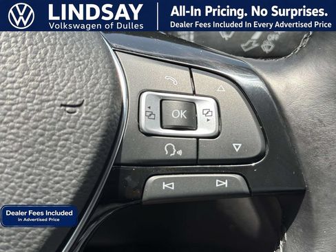 Used 2018 Volkswagen Tiguan SE FWD image 21