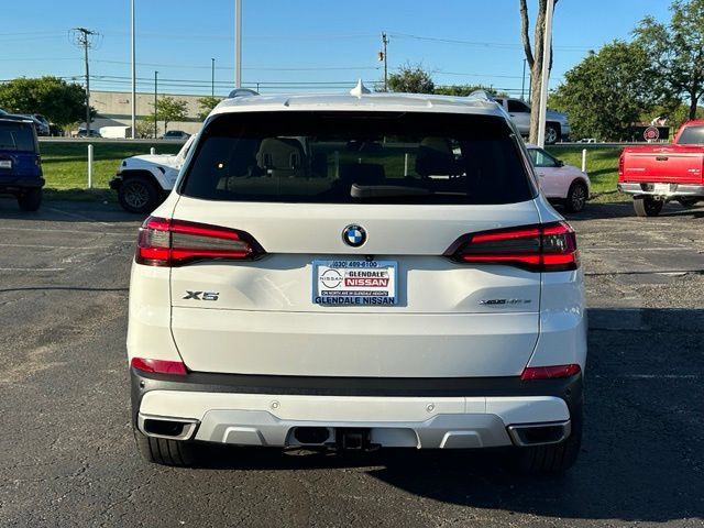 Used 2021 BMW X5 xDrive45e AWD/4WD image 4