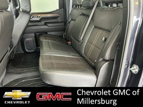Used 2022 Chevrolet Silverado 1500 High Country w/ Technology Package AWD/4WD image 28