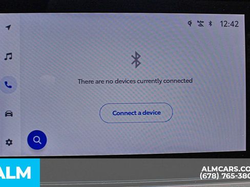 Used 2025 Toyota Camry SE image 35