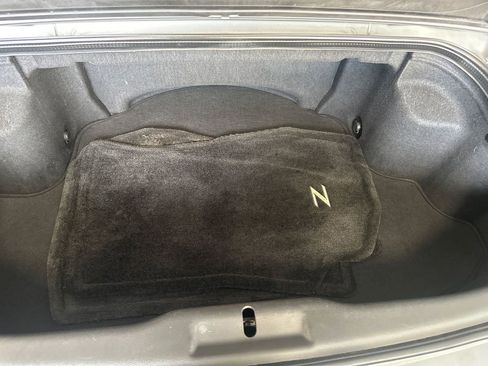 Used 2004 Nissan 350Z Enthusiast w/ Side Airbags Pkg image 88