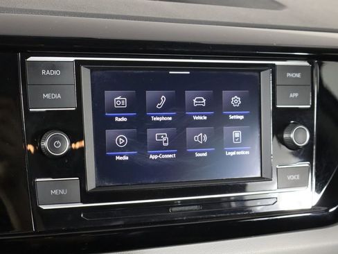 Used 2022 Volkswagen Taos S image 28