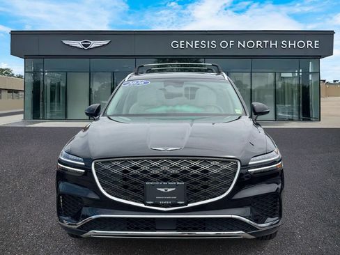 Certified 2026 Genesis GV70 2.5T Advanced AWD/4WD image 2
