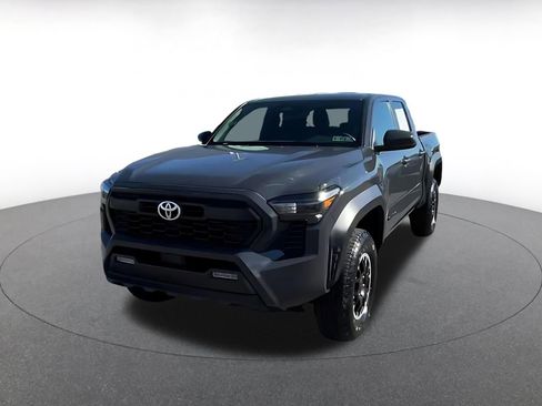 Used 2025 Toyota Tacoma TRD Off-Road AWD/4WD image 6