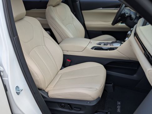 Used 2025 INFINITI QX60 Sensory w/ Vision Package image 25