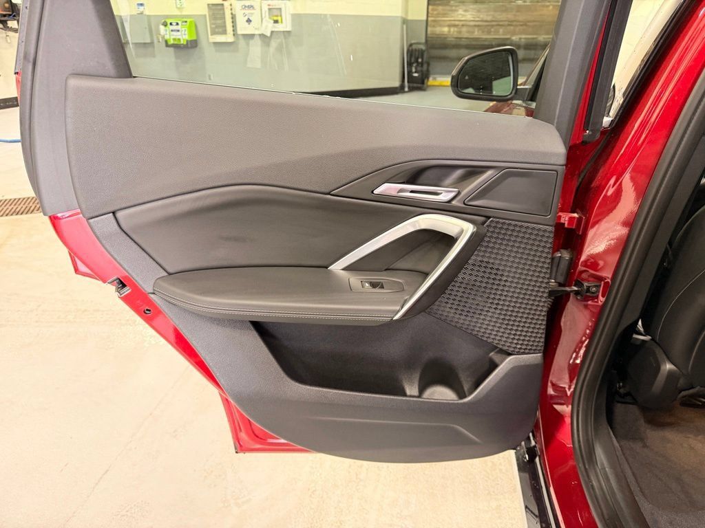 Used 2026 BMW X1 xDrive28i AWD/4WD image 19