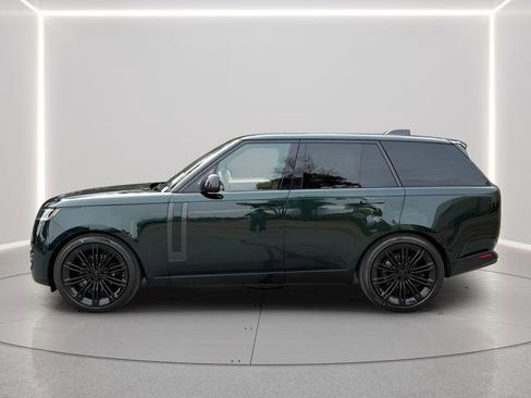 New 2026 Land Rover Range Rover SE image 2