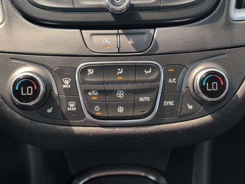 Used 2024 Chevrolet Malibu LT FWD image 19