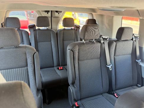Used 2017 Ford Transit 350 XLT RWD image 15
