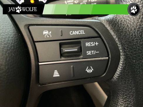 Used 2023 Honda HR-V LX image 13