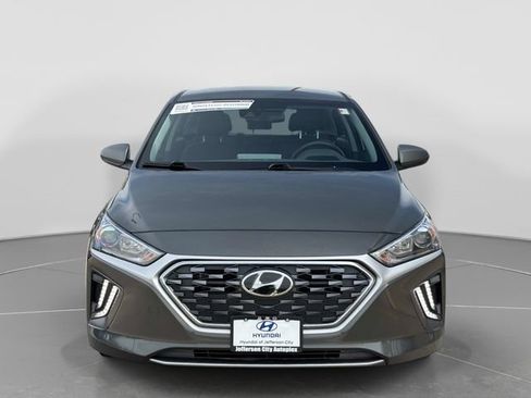 Used 2022 Hyundai Ioniq SE FWD image 9