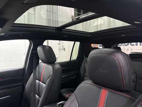 Used 2025 Chevrolet Traverse RS w/ LPO, Floor Liner Package image 35