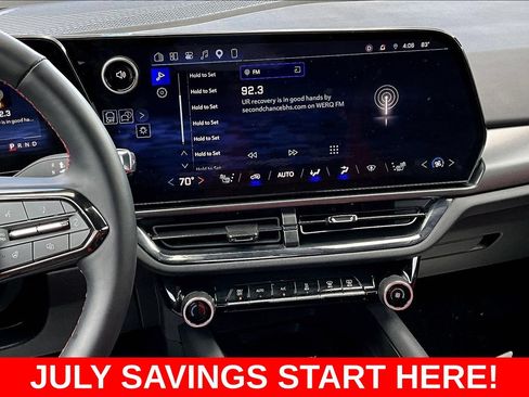 Used 2026 Chevrolet Equinox EV RS AWD/4WD image 11