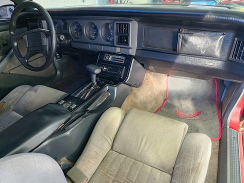 Used 1988 Pontiac Firebird Trans Am image 16